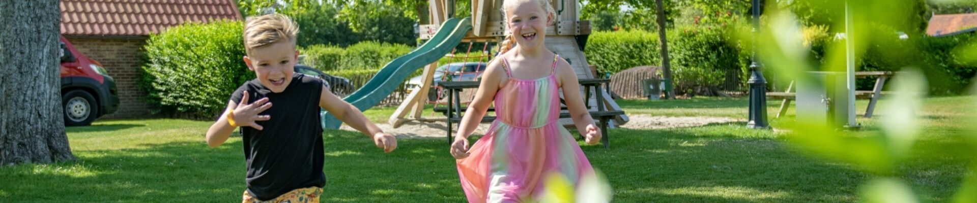Voor de kinderen is Camping de Meulinge één groot speelterrein waar ze kunnen ravotten